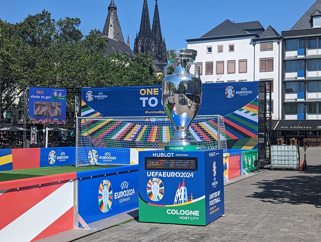 Counting down in Cologne