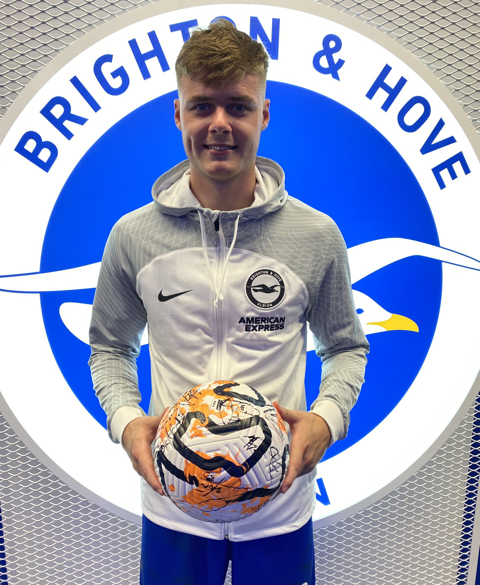 Brighton and Hove - @OfficialBHAFC Twitter