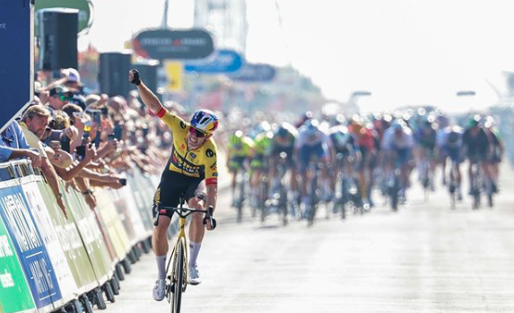 Jumbo Visma - @jumbovisma_road Instagram