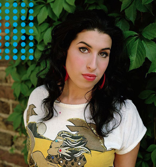 amy winehouse -@amywinehouse Instagram