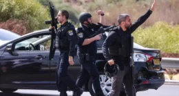 AFP BBC Israeli security forces reportedly killed several Palestinian militants in a gun battle near Ashkelon on Sunday