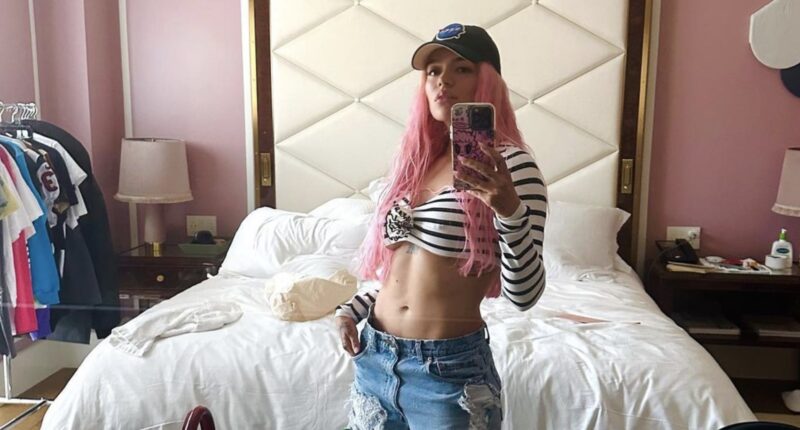 KarolG - @karolg Instagram