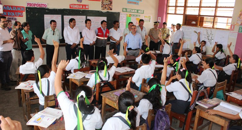 Ministro de Educación coordina en Amazonas acciones estratégicas frente al FEN