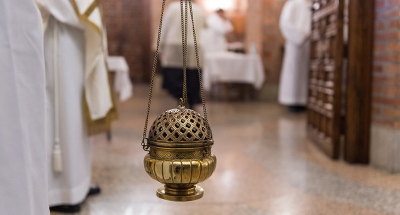 Ordenación sacerdotal en el santuario de Torreciudad
