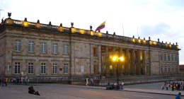 Capitolio Nacional, sede del Congreso de la República, en la Plaza de Bolívar de Bogotá