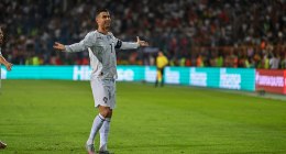 Cristiano Ronaldo celebra un gol con la selección de Portugal en Ereván, septiembre de 2025